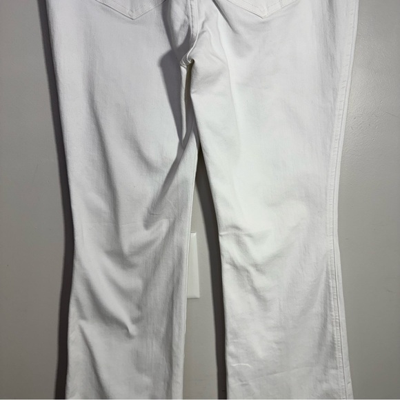 SPANXshape™ EveryWear Kick Flare White Jeans Size Large - Picture 9 of 11